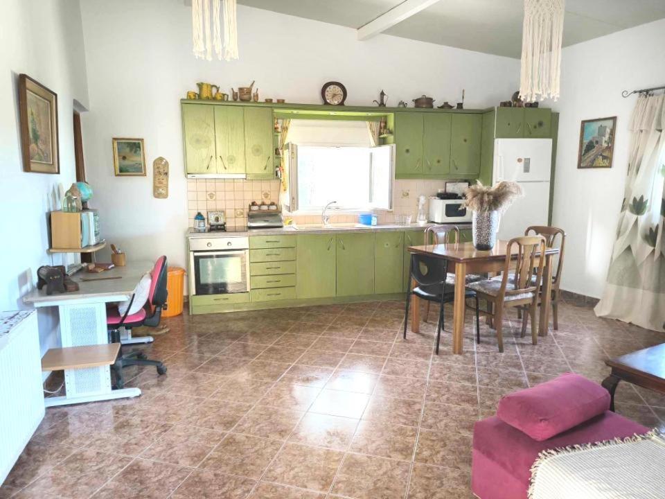Elena'S Farm House Near Airport And Artemida Beach Zewnętrze zdjęcie