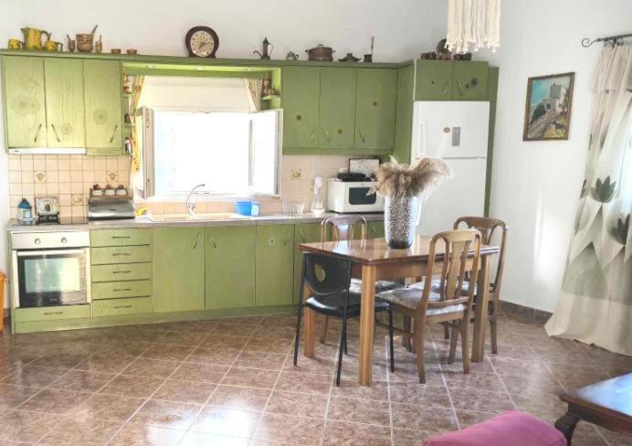 Elena'S Farm House Near Airport And Artemida Beach Zewnętrze zdjęcie